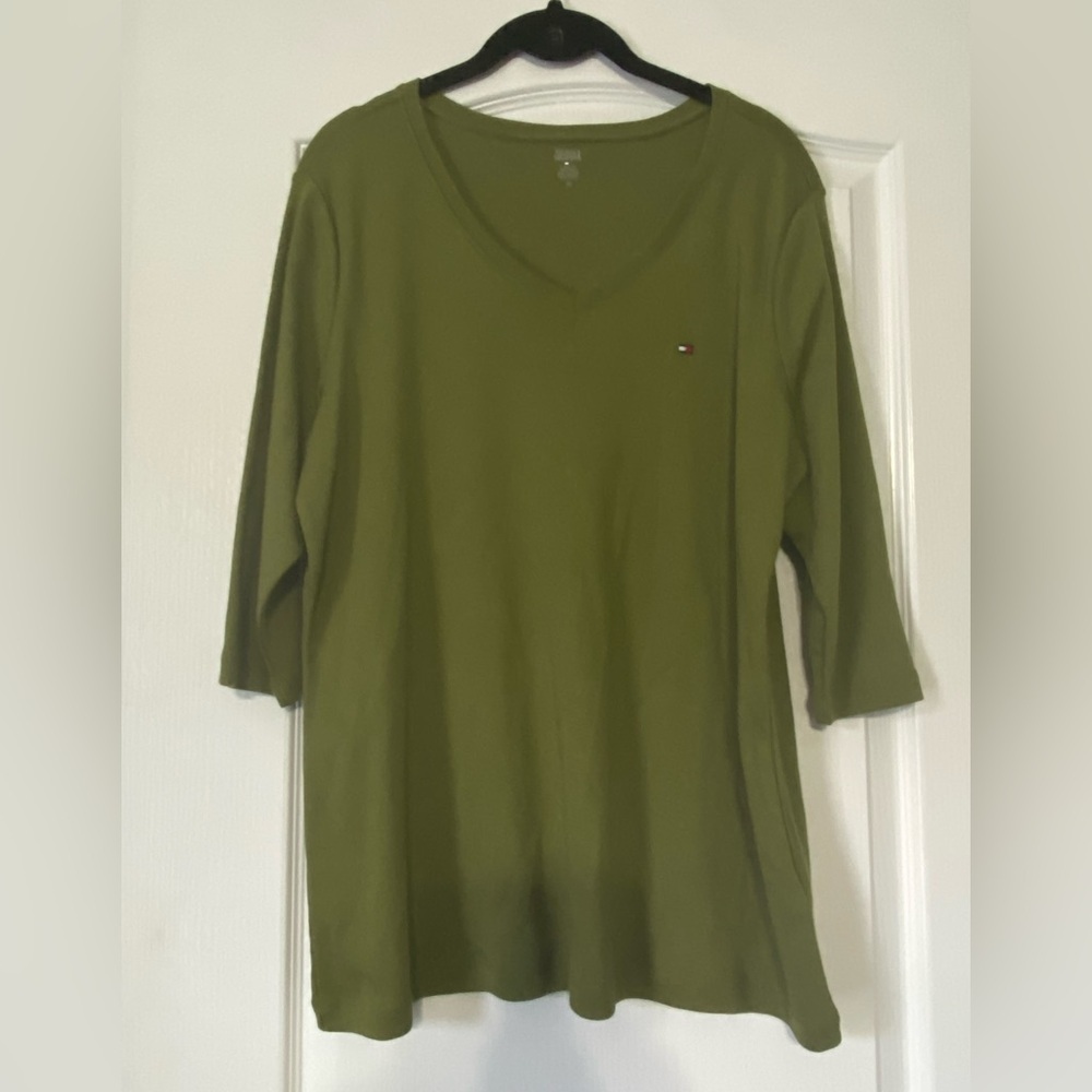 Tommy Hilfiger Women's Green Top Size 2X